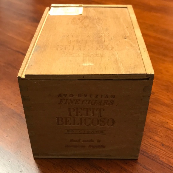 Wooden Cigar Box with Sliding Lid & Dovetail Joints - Picture 3 of 9